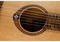 GUITARRA ACÚSTICA TRAVEL TRAMONTANE A/E- NATURAL (7)